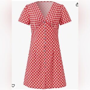 NWT XXS - XS Red and white V-neck short sleeve great summer dress.